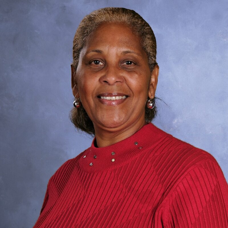 École-Ecole-privee-L-eau-Vive-Chretienne-protestante-evangélique-jesus-prière-Quebec-Francophone-primaire-secondaire- mini-concentrations-location-gymnase-salle-classe-communaute-classe-verte