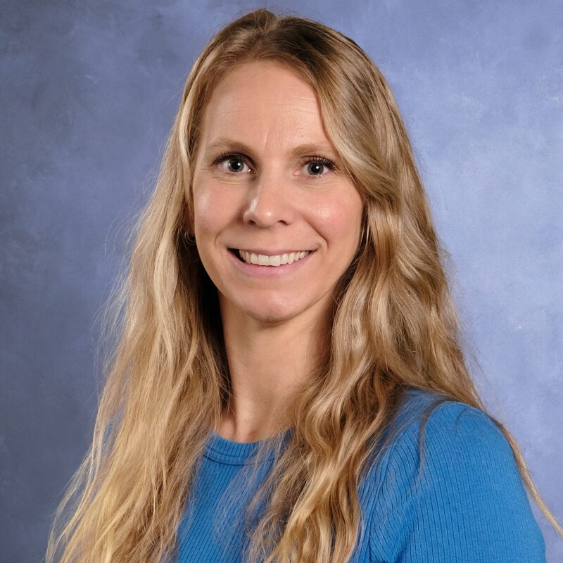 cole-Ecole-privee-L-eau-Vive-Chretienne-protestante-evangélique-jesus-prière-Quebec-Francophone-primaire-secondaire- mini-concentrations-location-gymnase-salle-classe-communaute-classe-verte