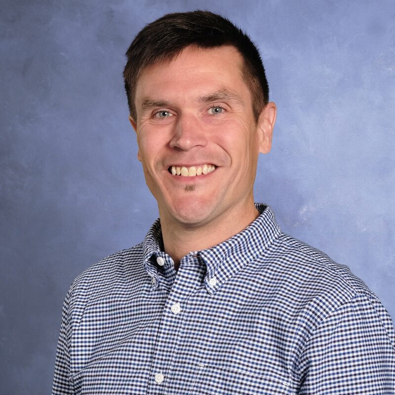 École-Ecole-privee-L-eau-Vive-Chretienne-protestante-evangélique-jesus-prière-Quebec-Francophone-primaire-secondaire- mini-concentrations-location-gymnase-salle-classe-communaute-classe-verte