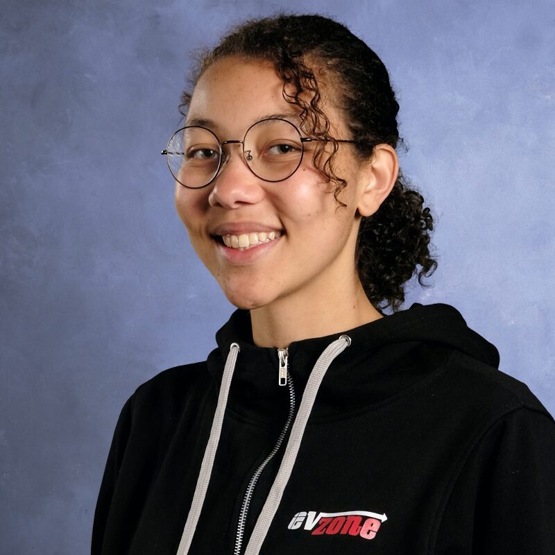 École-Ecole-privee-L-eau-Vive-Chretienne-protestante-evangélique-jesus-prière-Quebec-Francophone-primaire-secondaire- mini-concentrations-location-gymnase-salle-classe-communaute-classe-verte