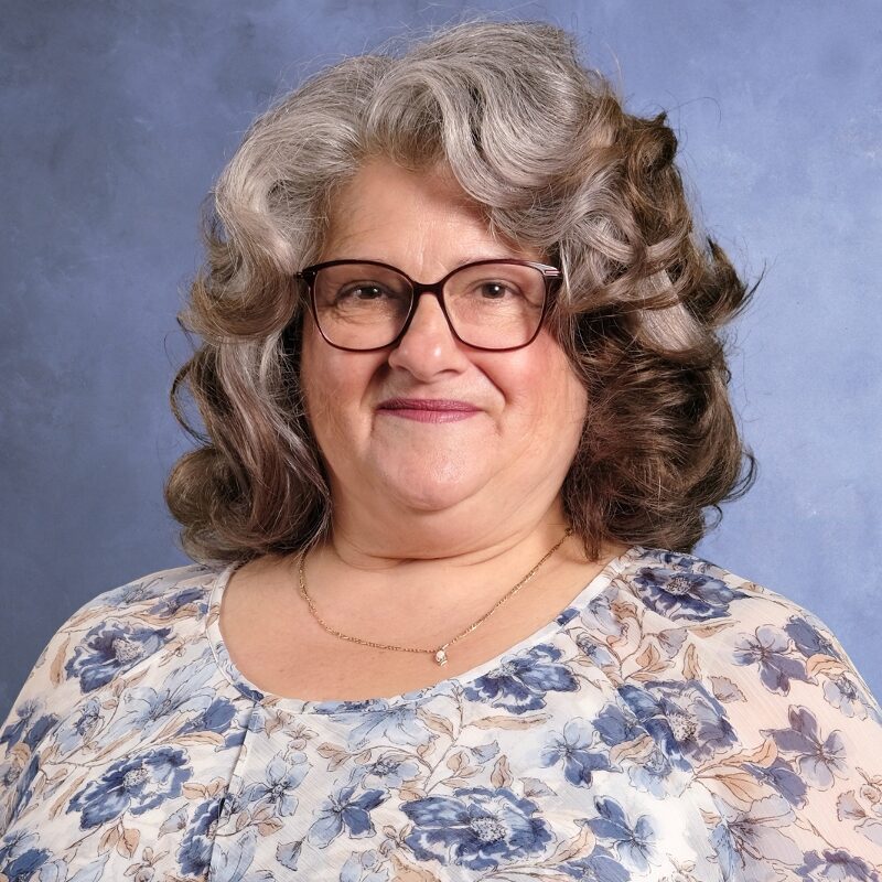 École-Ecole-privee-L-eau-Vive-Chretienne-protestante-evangélique-jesus-prière-Quebec-Francophone-primaire-secondaire- mini-concentrations-location-gymnase-salle-classe-communaute-classe-verte