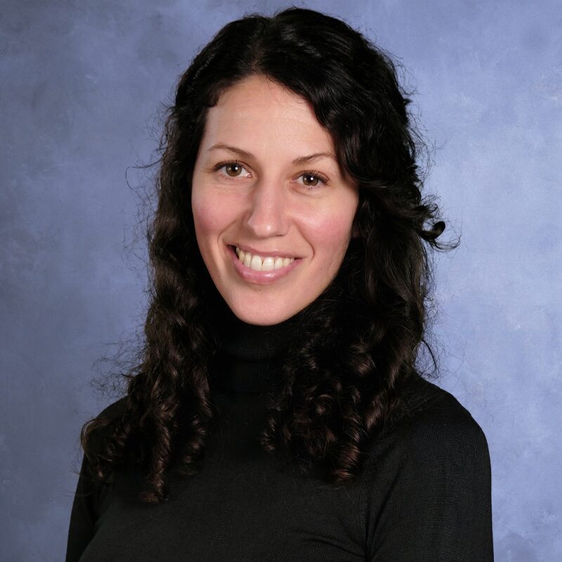 École-Ecole-privee-L-eau-Vive-Chretienne-protestante-evangélique-jesus-prière-Quebec-Francophone-primaire-secondaire- mini-concentrations-location-gymnase-salle-classe-communaute-classe-verte