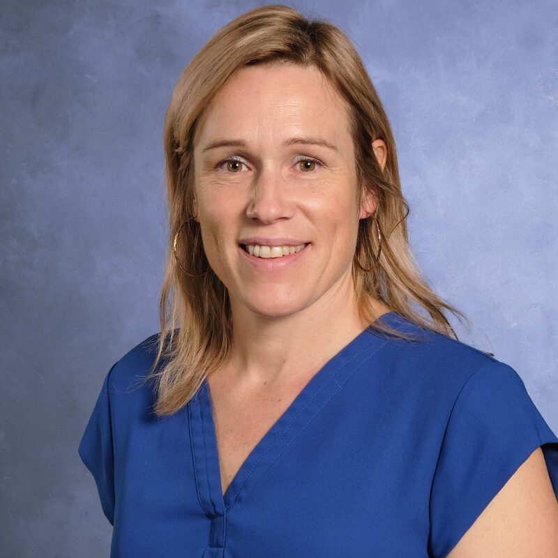 cole-Ecole-privee-L-eau-Vive-Chretienne-protestante-evangélique-jesus-prière-Quebec-Francophone-primaire-secondaire- mini-concentrations-location-gymnase-salle-classe-communaute-classe-verte