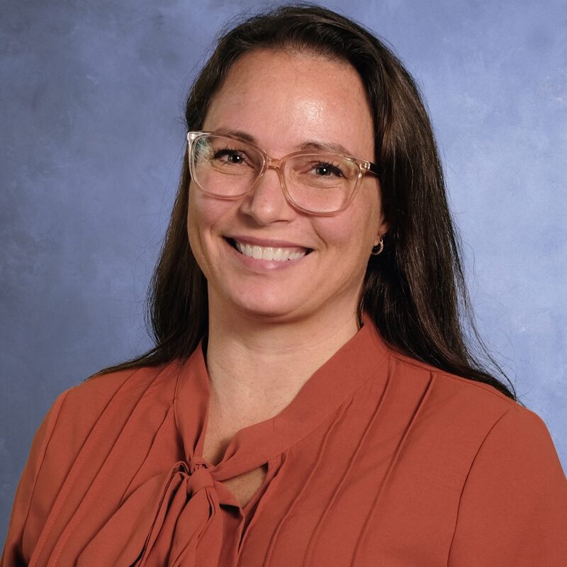 cole-Ecole-privee-L-eau-Vive-Chretienne-protestante-evangélique-jesus-prière-Quebec-Francophone-primaire-secondaire- mini-concentrations-location-gymnase-salle-classe-communaute-classe-verte