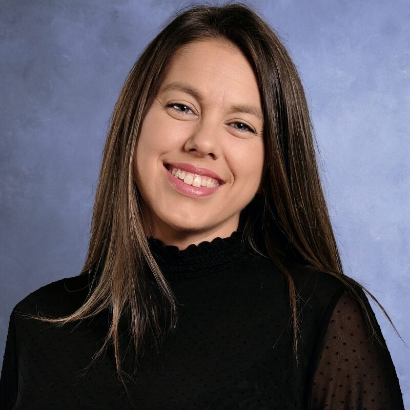 École-Ecole-privee-L-eau-Vive-Chretienne-protestante-evangélique-jesus-prière-Quebec-Francophone-primaire-secondaire- mini-concentrations-location-gymnase-salle-classe-communaute-classe-verte