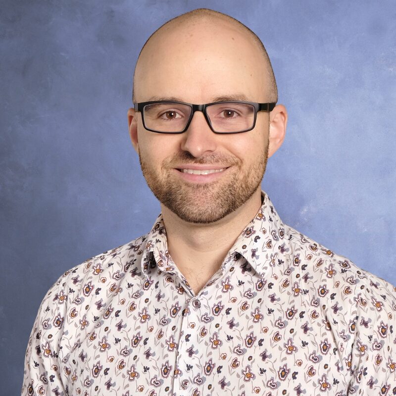 École-Ecole-privee-L-eau-Vive-Chretienne-protestante-evangélique-jesus-prière-Quebec-Francophone-primaire-secondaire- mini-concentrations-location-gymnase-salle-classe-communaute-classe-verte