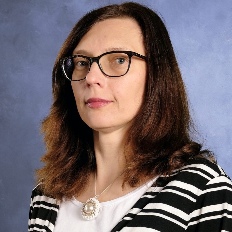 École-Ecole-privee-L-eau-Vive-Chretienne-protestante-evangélique-jesus-prière-Quebec-Francophone-primaire-secondaire- mini-concentrations-location-gymnase-salle-classe-communaute-classe-verte